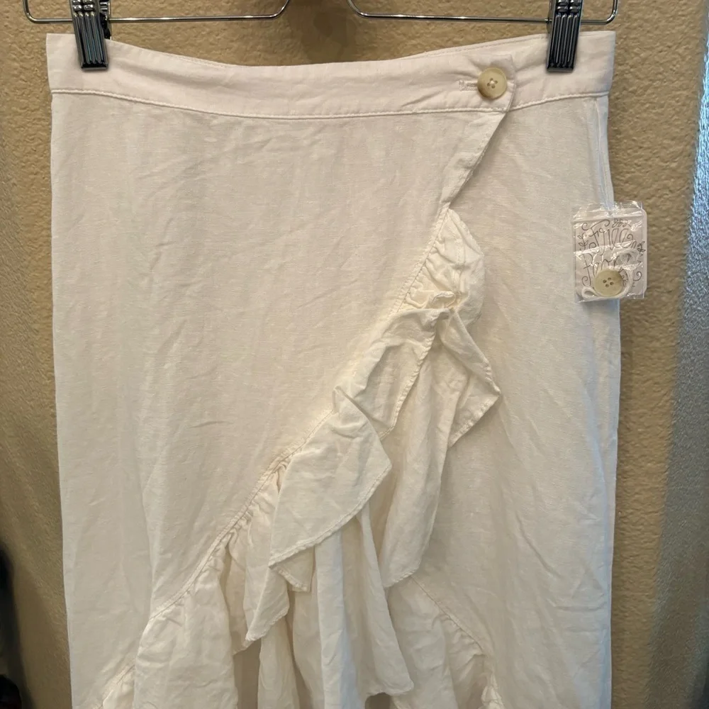 NWT~FREE PEOPLE Women White Linen Blend Vacation Ruffle Wrap Skirt Size XS